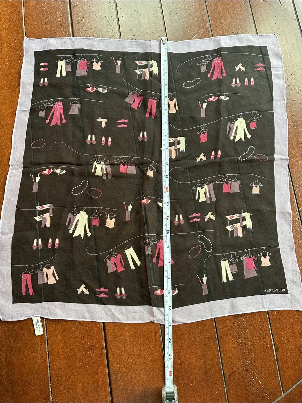 Ann Taylor 💯 Silk Scarf